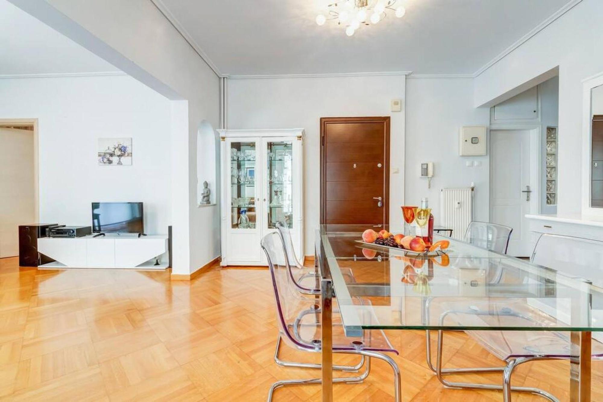 Appartement One Block From The Sea 10'Minutes From Acropolis à Athènes Extérieur photo